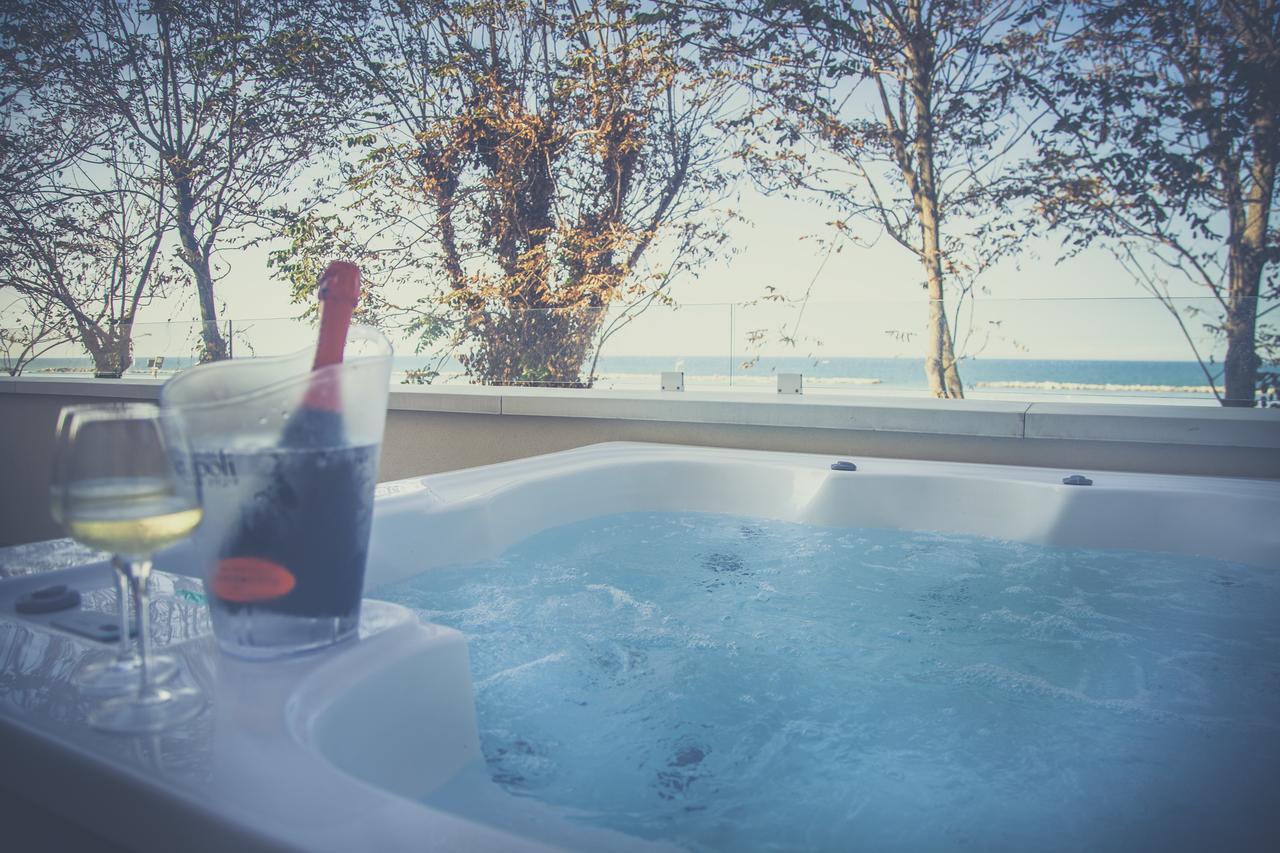 Marina Beach Suite Hotel Rimini Luaran gambar